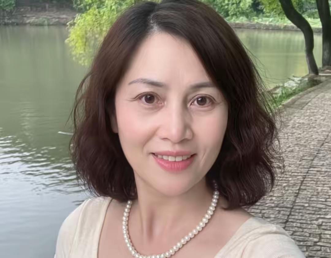 56岁夫妻还分床睡，还这么注重家庭生活起居，不仅照顾好了孩子，还把家里打理得“井