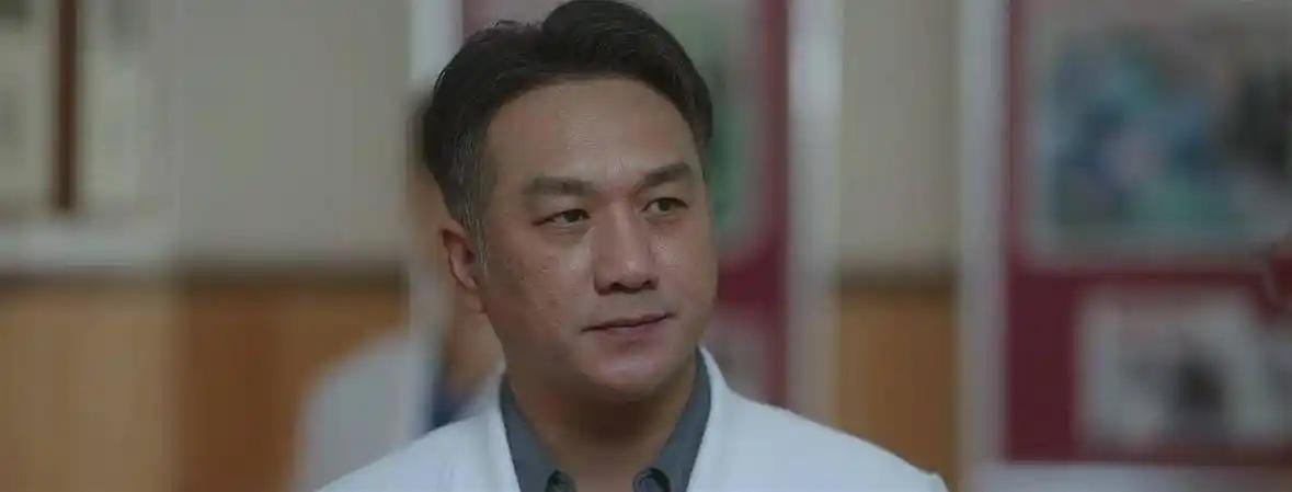 盛年为什么要搞这样的小动作？对他有什么好处？《问心2》热播中，心脏中心要评