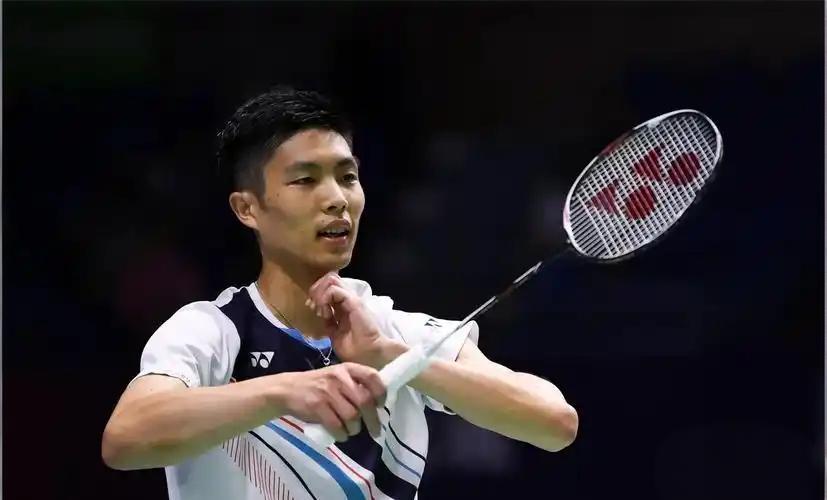 北京时间11月20日上午，刚刚结束了一场2025澳大利亚羽毛球公开赛男单1/8决