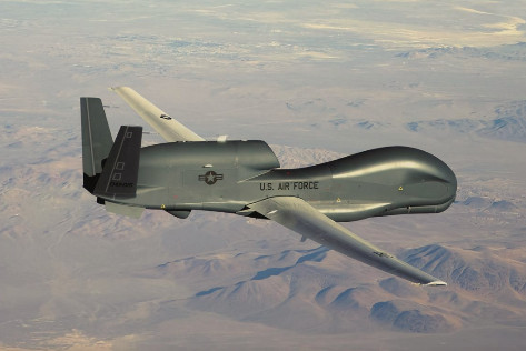 每天认识一件兵器RQ-4“全球鹰”无人机［美］机长：13.41米翼展：35.4