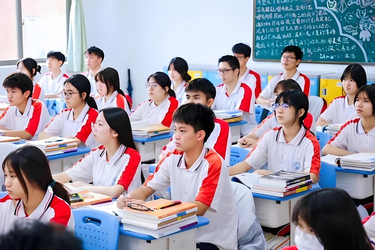 学历贬值｜别傻了！读书的价值从来不是靠文凭撑着现在满大街都是本科生，硕士博士一