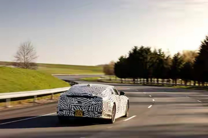 捷豹全新四门GT跑车2026年9月发布谁懂啊！捷豹这波真的把“情怀杀”玩明白了