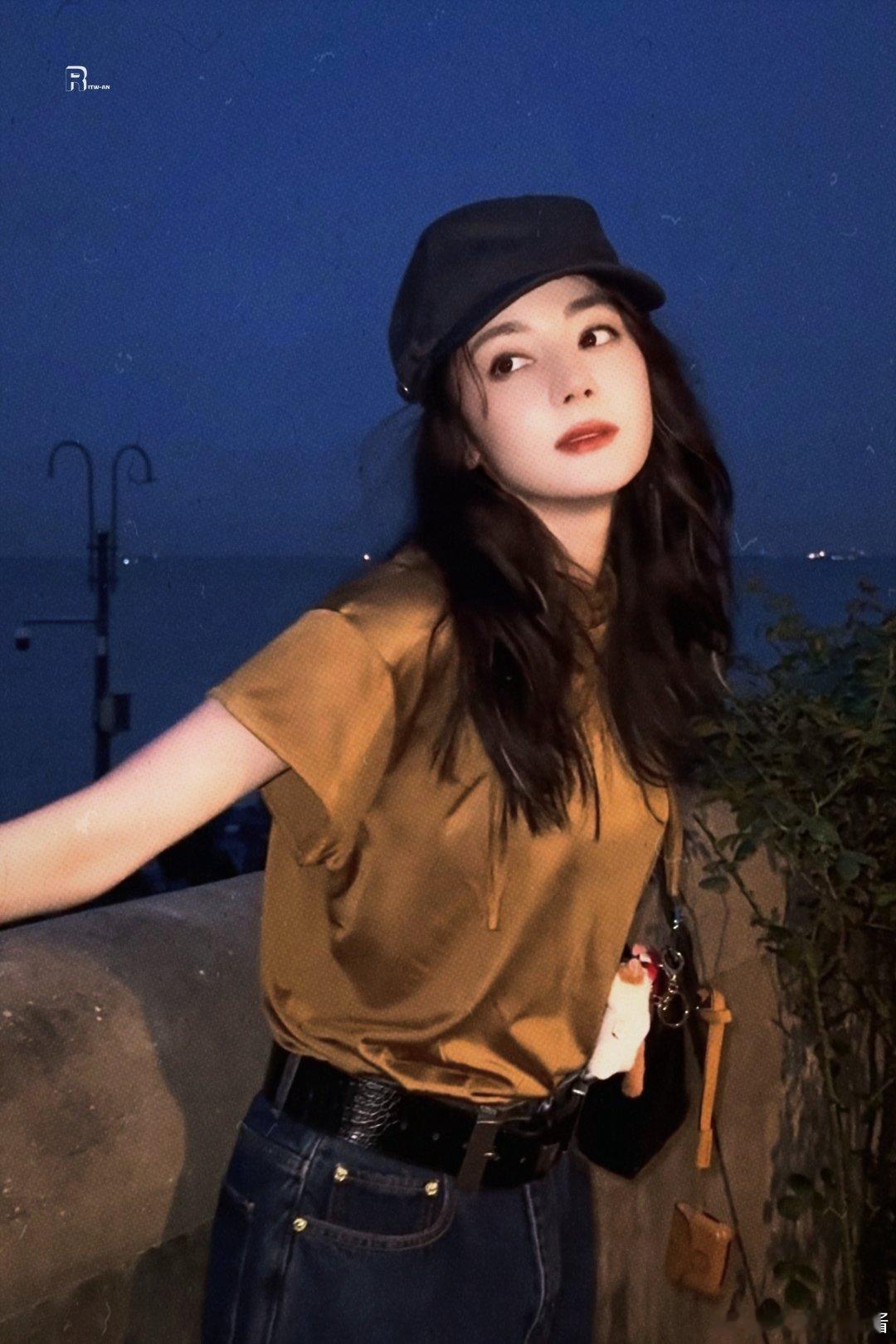 #迪丽热巴#太有感觉了这几张！！！！！#迪丽热巴粉丝吃得太好了#​