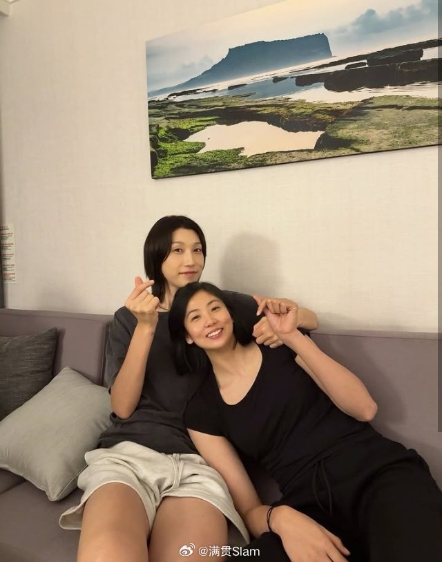 女排金软景&高意