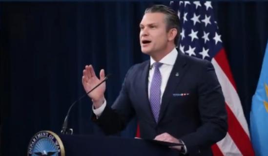 美军高层“大换血”太离谱！美国防长赫格塞思正明目张胆地干预高级军官晋升，十多位黑