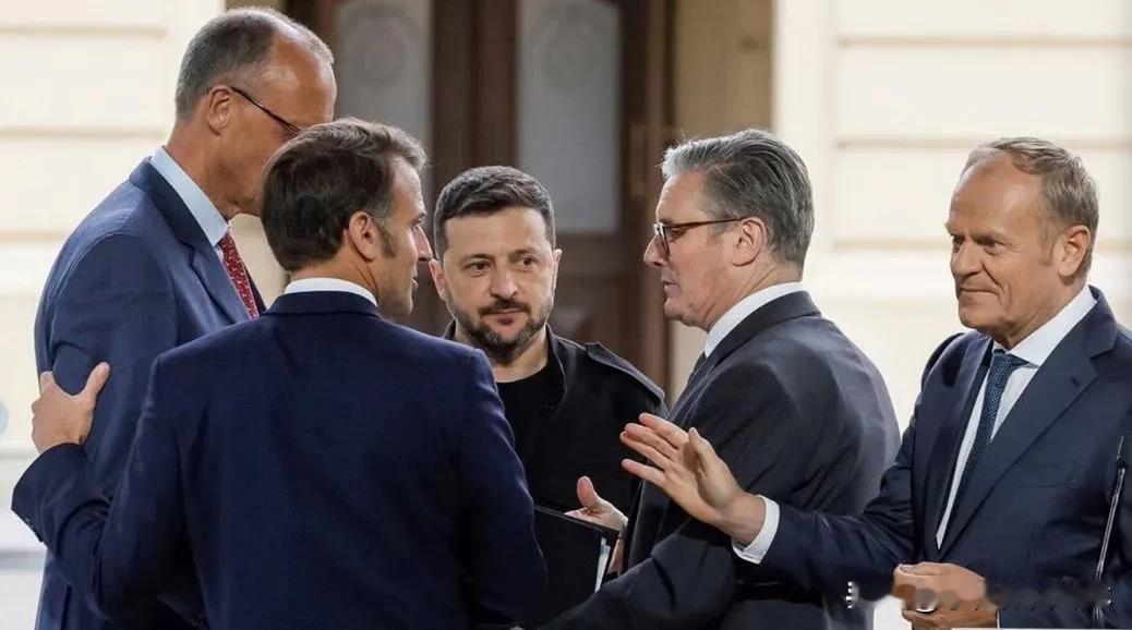 英、法又给乌克兰画了一张大饼！1月6日，英国首相斯塔默表示，英国、法国、乌克