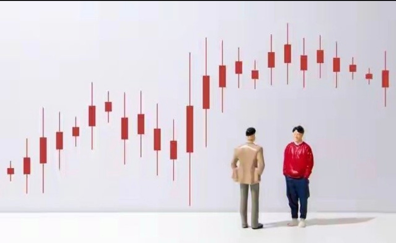 铜缆高速连接+光纤双赛道标的梳理💡AI算力浪潮之下，铜缆高速连接与光纤成为算力网络两大核心硬件，不