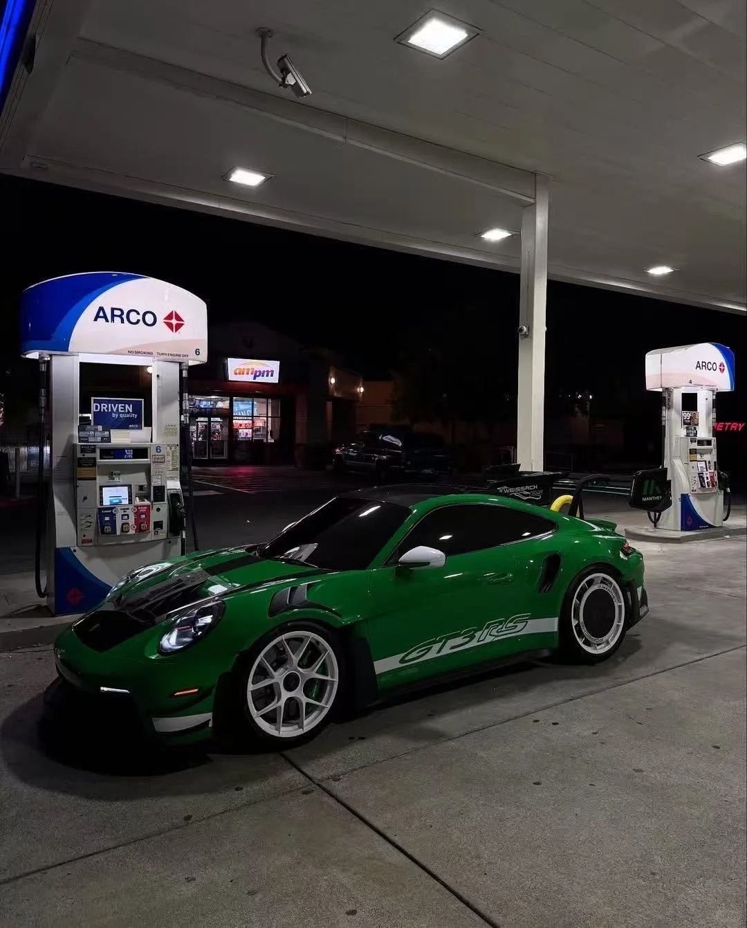 生活总得有点绿才能过得去，是吧992GT3RS？绝美车片​​​