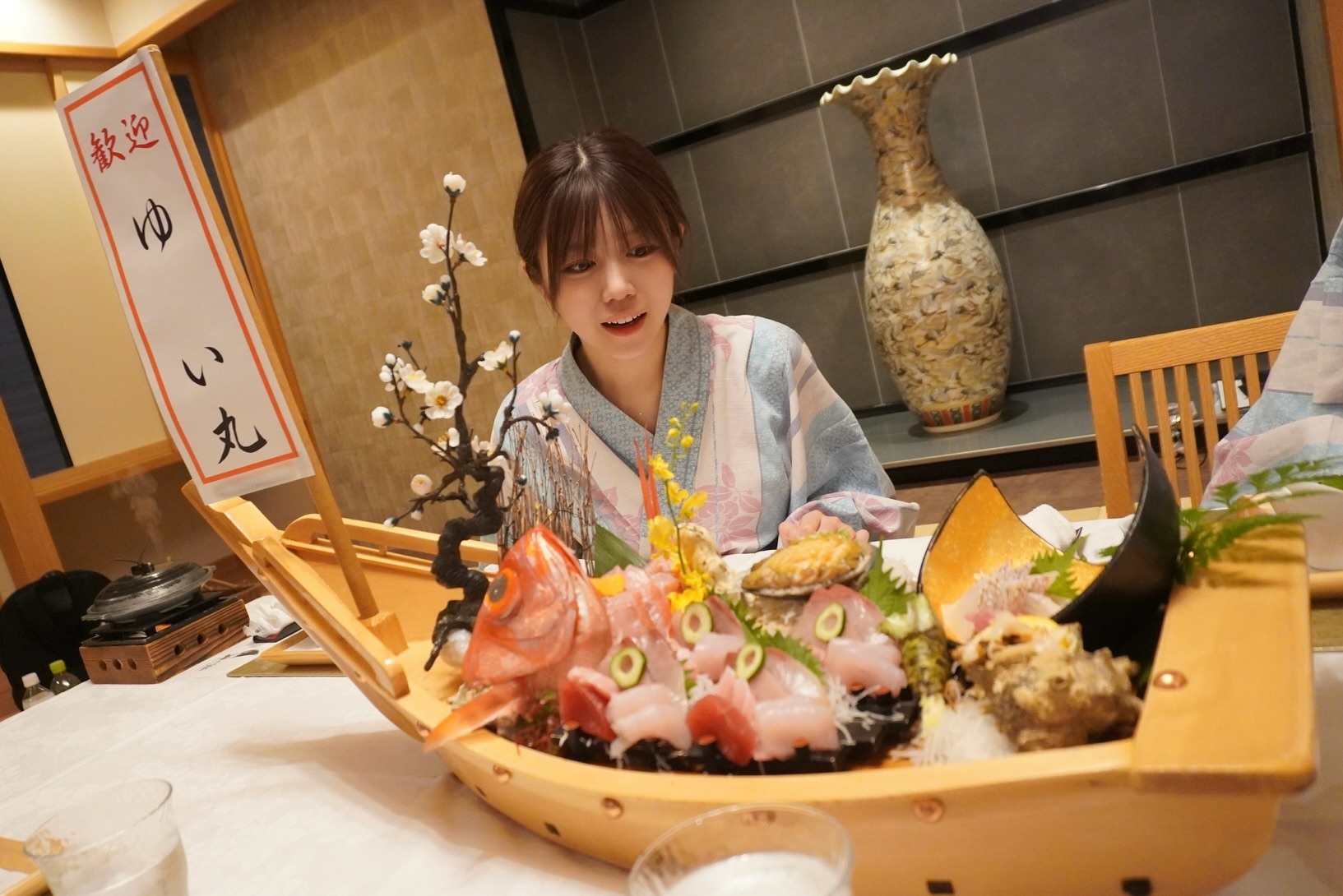 武元唯衣「温泉同好会のみんなと旅行に行けました☺︎お祝い嬉しかったよありがとう?