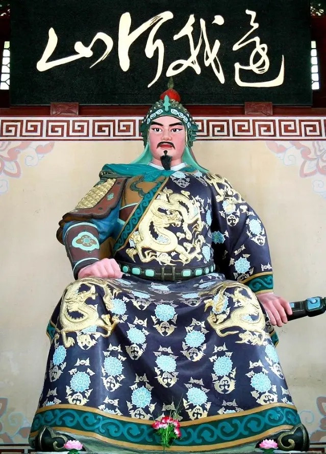 岳飞：为什么他死了近千年，中国人依然为他愤怒？中国历史上，名将很多。有人靠战功封神，有人靠谋略留名，