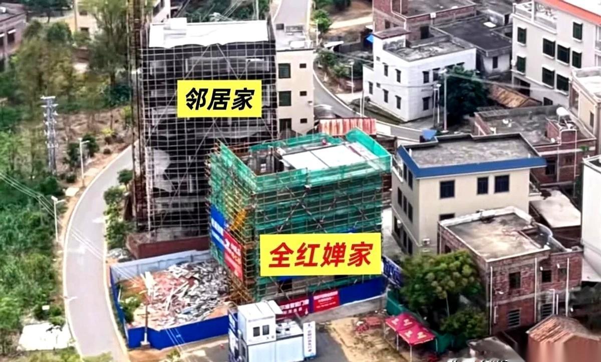 我看到全红婵家那栋新楼的照片，第一反应是，好家伙，气派！奥运冠军嘛，该有的排面。