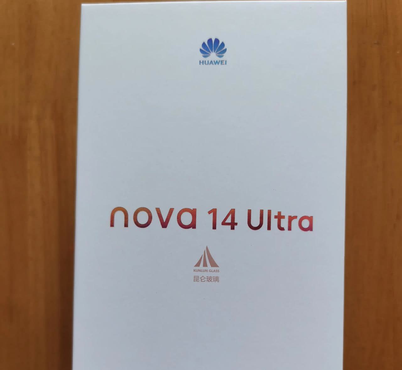 我的手机，自从小米换用华为之后，就一直使用的该品牌，大概前后用了五部。手中的Ma