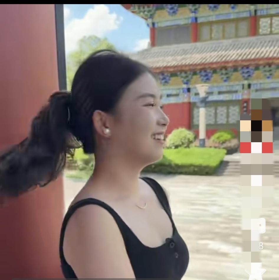 那天去庙里求姻缘，没想到月老直接给我发了个“现货”！9月28号，我本来是去庙