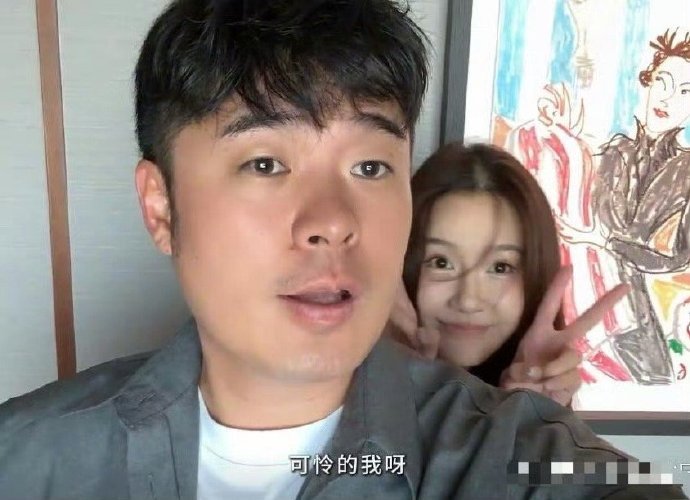 陈赫老婆终于不藏了，在视频中露脸，长得又白又嫩还很可爱的