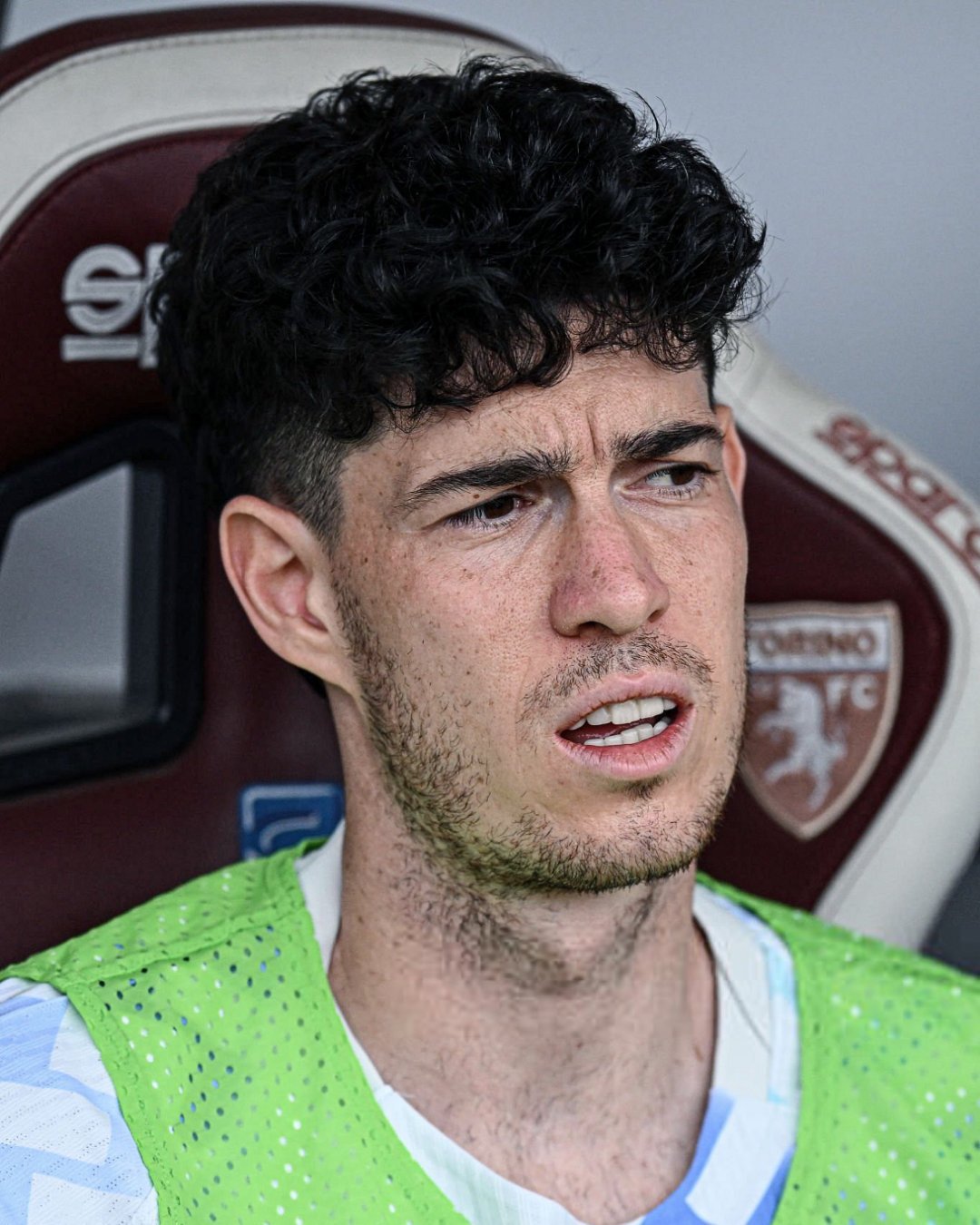 塞尔电台：巴斯托尼的交易极为复杂，因为他的转会费太高。此外，与他签约还取决于弗里