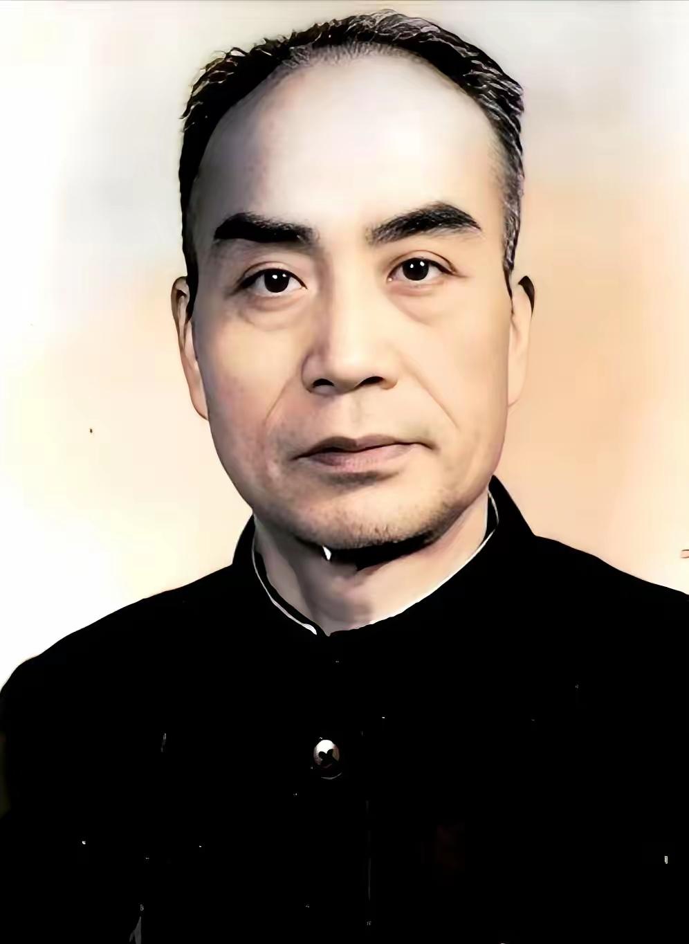 1949年，国军103师师长曾元三，不想打了，他派人联系解放军，准备投了。谈判桌
