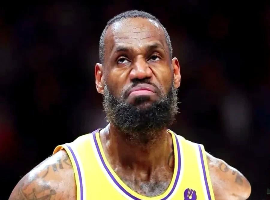 承认吧！NBA史上最难破的十大纪录来了：1.乔丹：6冠+6FMVP，总决赛从未抢七2.勇士：常规赛7