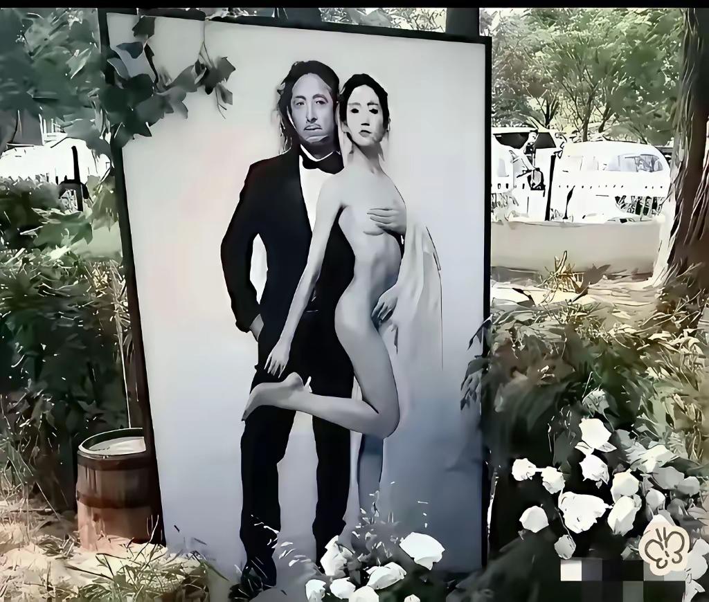 不是，一个正常的男的会让自己的女人不穿衣服放在大庭广众之下给人看吗？[捂脸哭][捂