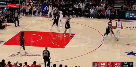 卡佩拉被犯规！！