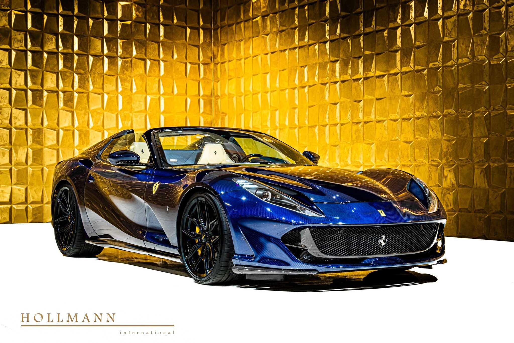 Ferrari812GTS，全车蓝碳，很高级，如果搭配银色轮毂，银色刹车卡钳