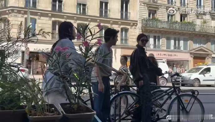 李佳琦张予曦赵昭仪凑不出驾照笑死我了​​​