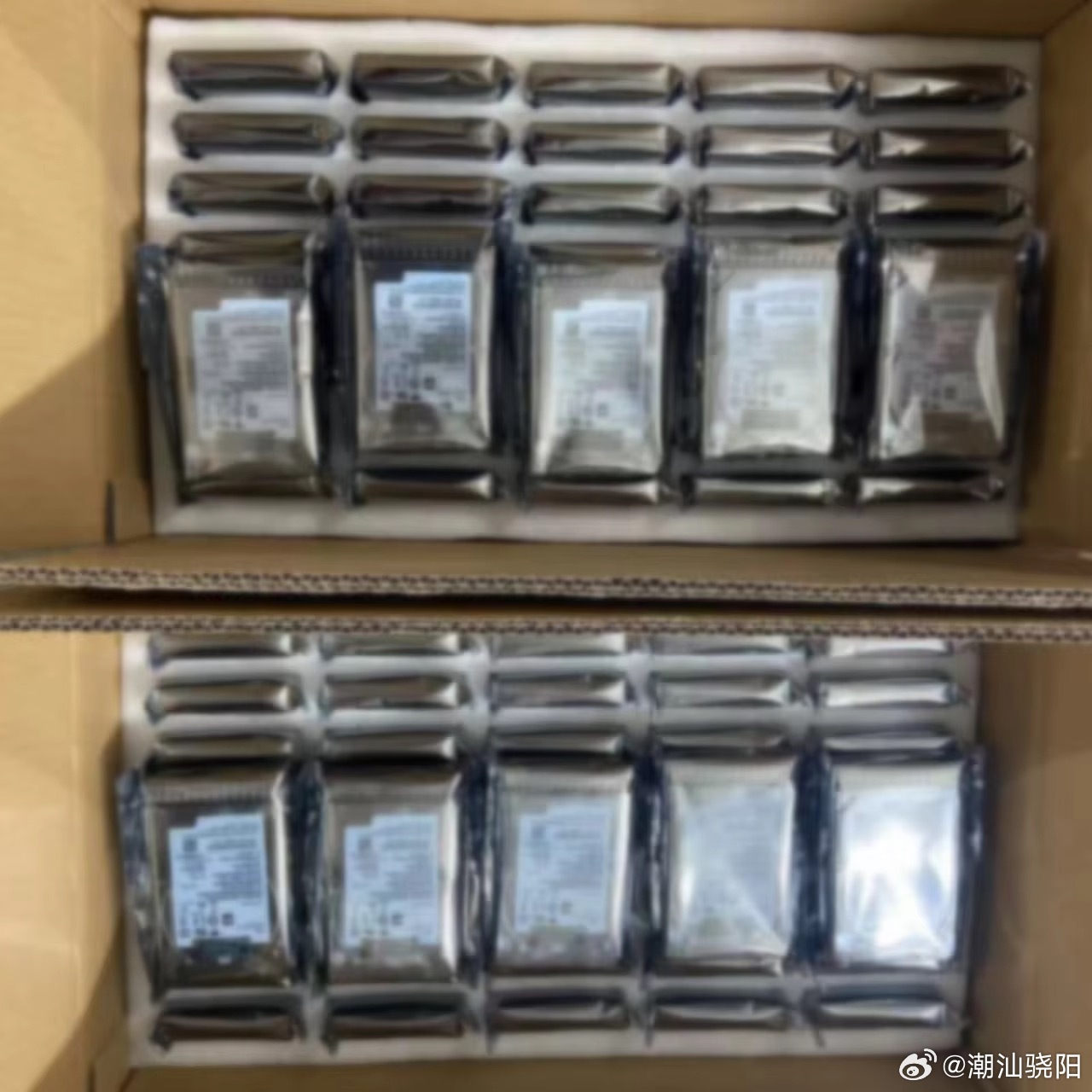 说个SSD回收圈内幕：有些型号秒光，有些放半年没人要！真相很简单：大客户手里有份“指定清单”，只认经