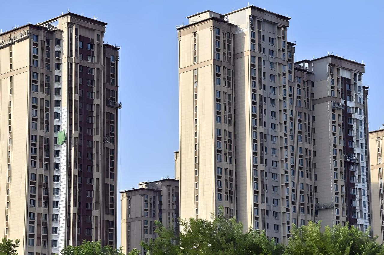 信号矛盾！楼市看涨预期大幅回升至56%，但大家却不愿真金白银买房9月17日，