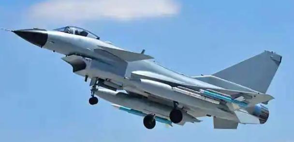 新加坡媒体曾称：中国的歼10、霹雳15虽然打下了阵风，但是不代表中国武器比西方先