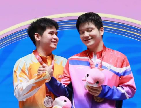 到底是谁拍的这张照片，必须要给摄像师加鸡腿 说真的，2025年11月16日澳