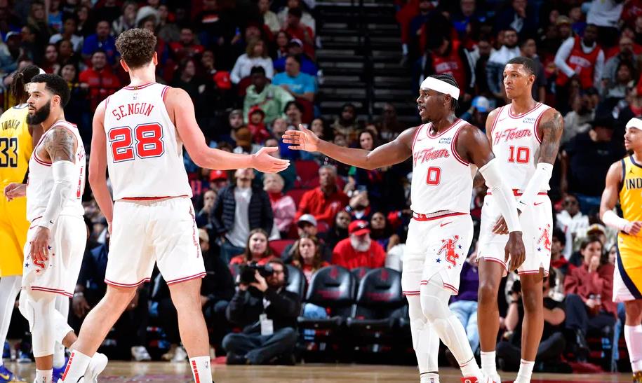 火箭队的替补小前锋泰特已经复出了，并为火箭队出战了2场比赛，虽说泰特并没有进入轮