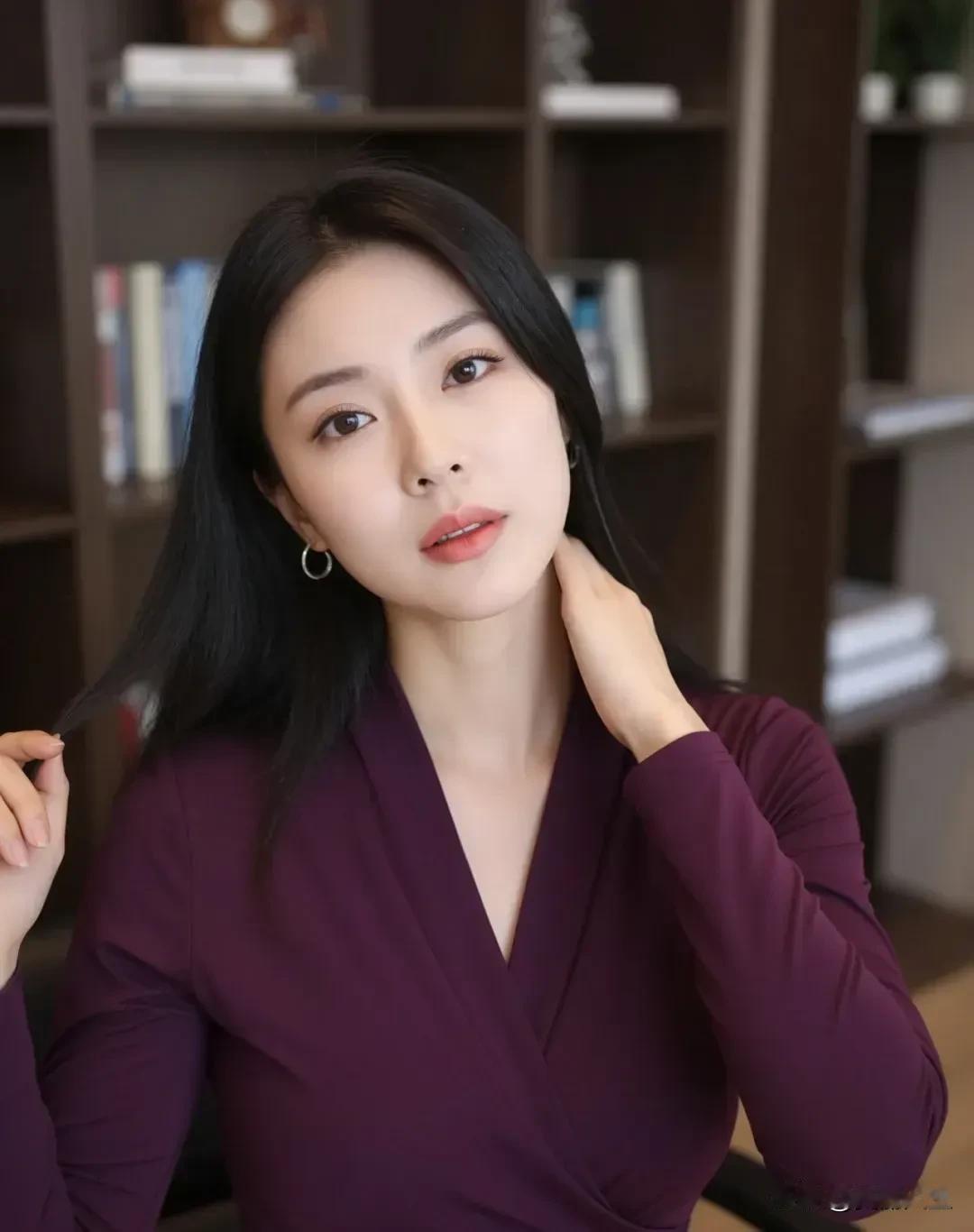 中国的工艺美术，集智慧与创意，把材料与技术运用到极致，手艺人的传承势在必行。