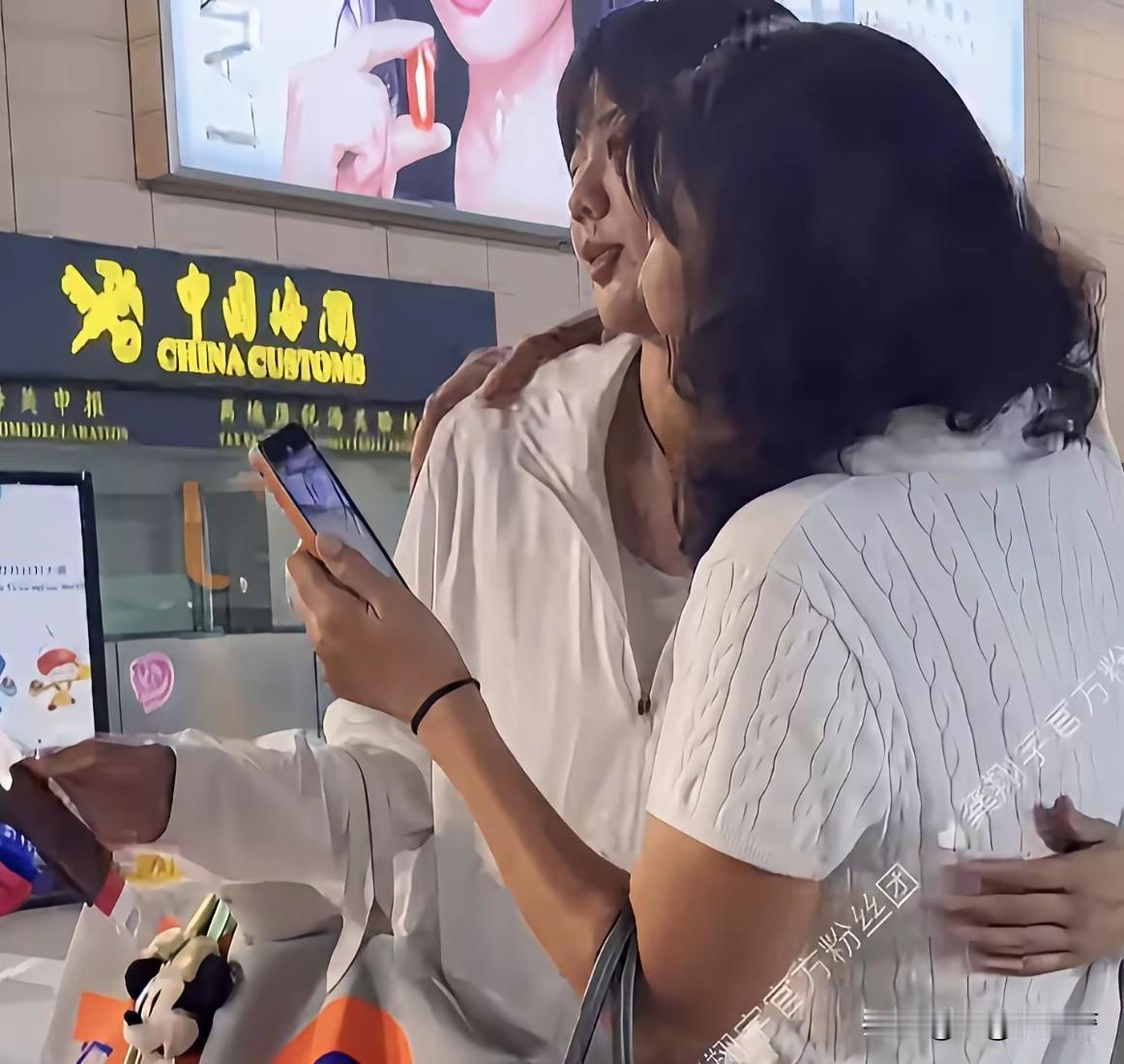 亚运会女排夺冠回国没几天，队长龚翔宇又要去日本了，又要去比赛了，参加日本排球新顶