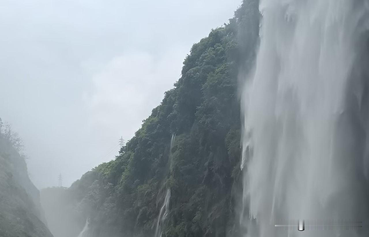 ❤️​家族为何会出修行人！家族出修行人通常被认为是祖上积德、业力转化或气脉传承的