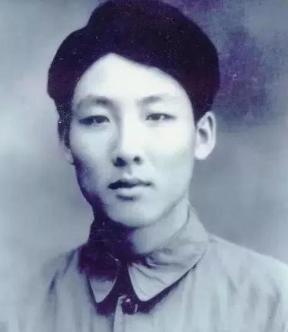 1950年的元宵节，准备回家的孙家栋，发现食堂竟然有红烧肉，便决定吃碗红烧肉再走