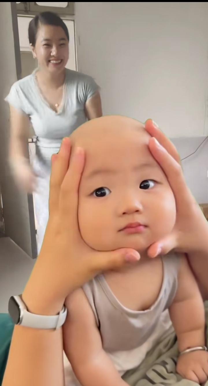 多了一个小玩具！[捂脸哭]