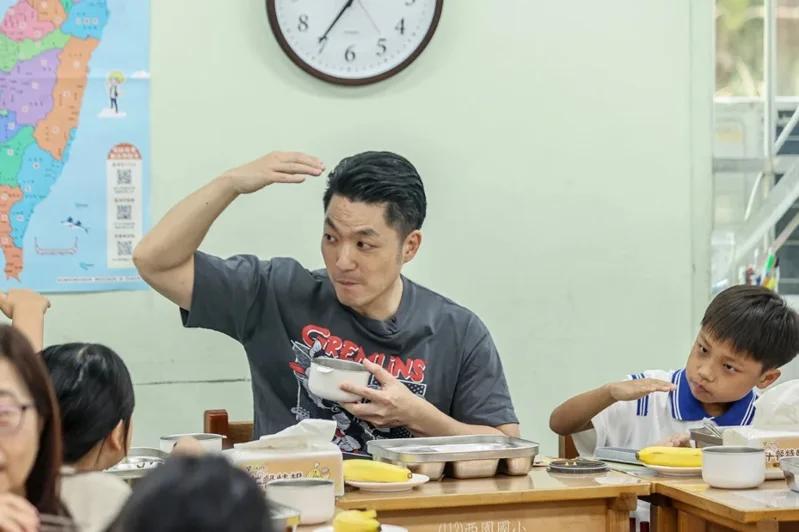 蒋万安稳坐声量冠军！十大县市首长表现出炉随着春节灯会红利渐退，全台22位县市首