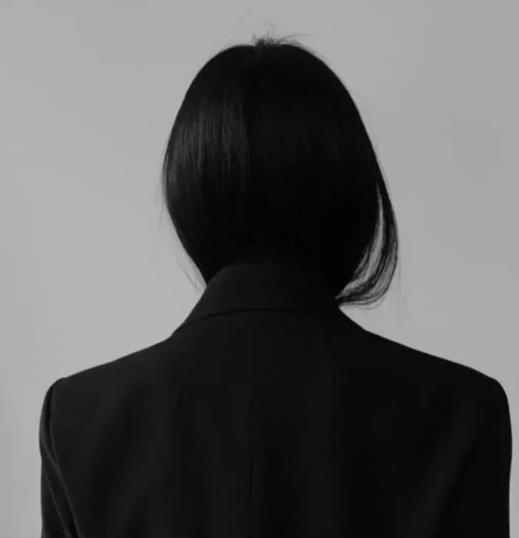 一路走来仁至义尽，问心无愧，但愿以真诚之心，领岁月教诲。​​​