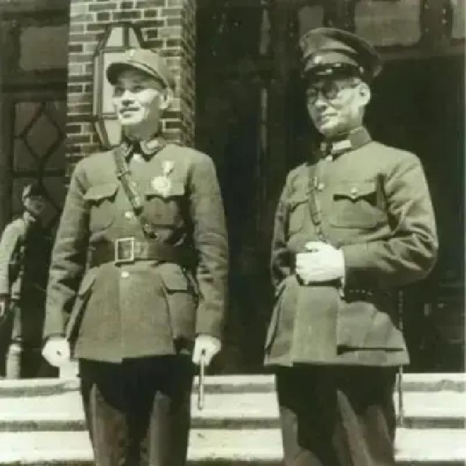 1947年7月，国民党上将龙云的儿子龙绳祖在南京火车站被宪兵抓走，龙云四处求情无