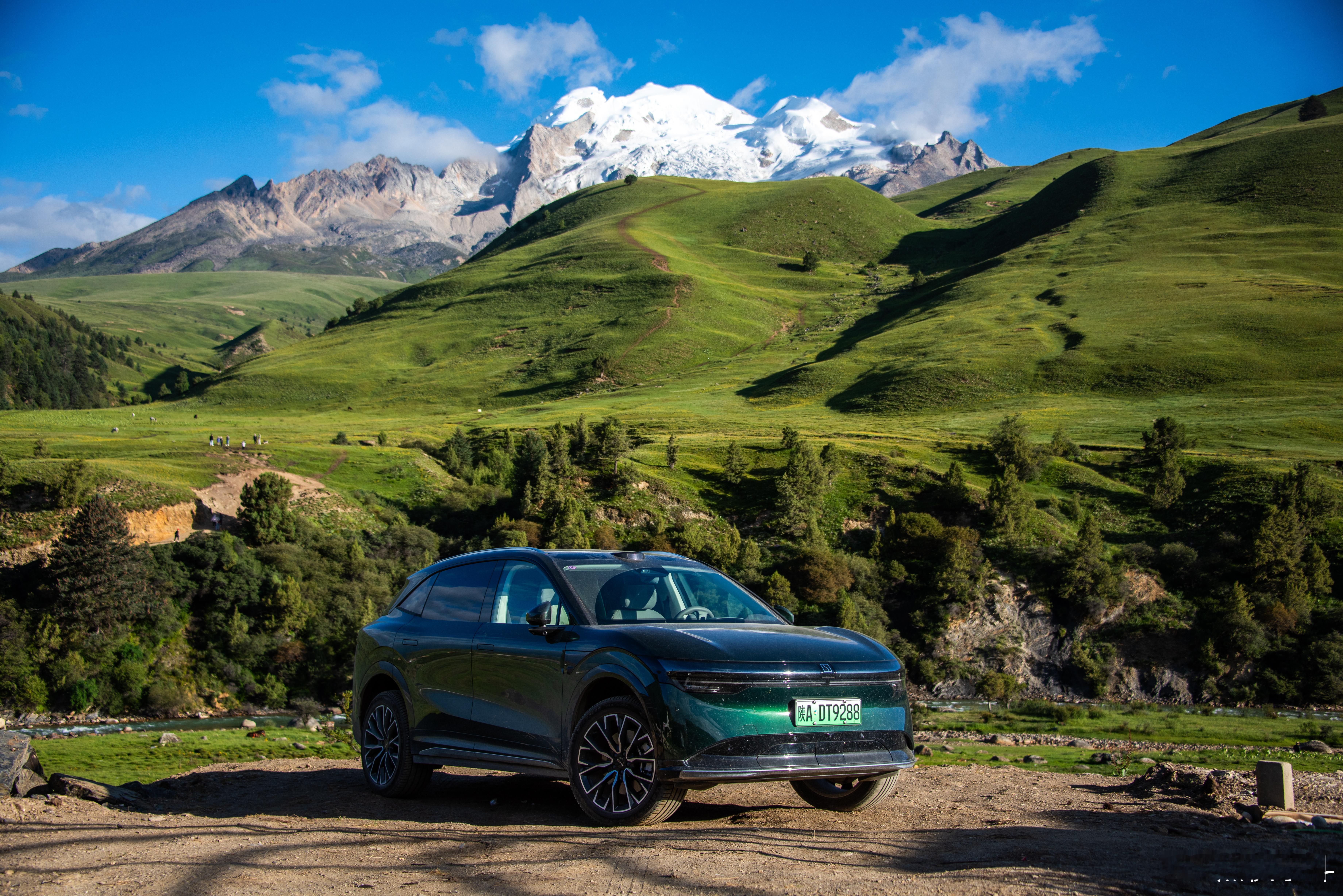 又想出去自驾了极氪西安