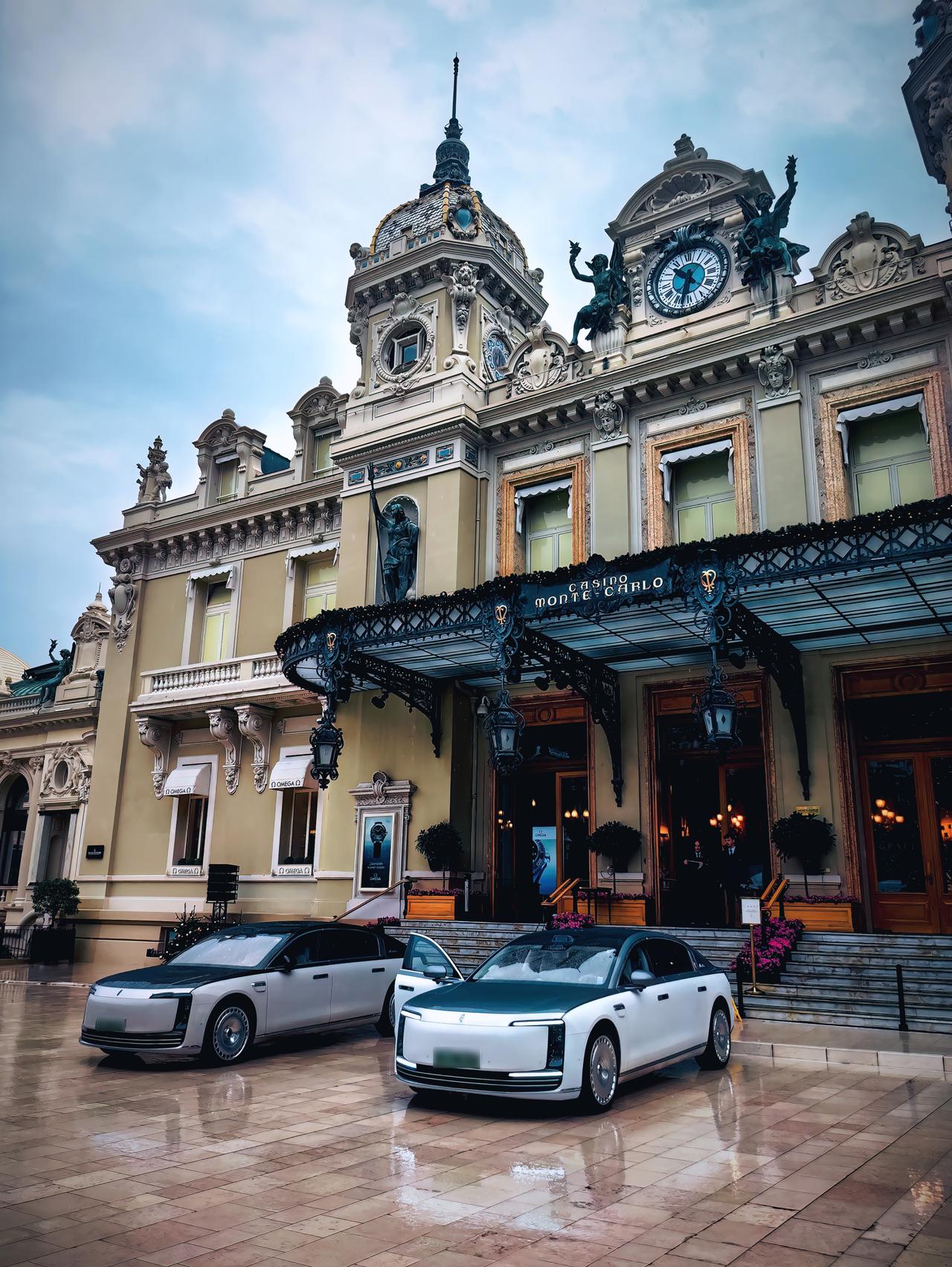 把中国最豪的车，开进全世界最豪的国家，最近尊界S800开启了一场横跨欧亚大陆之行