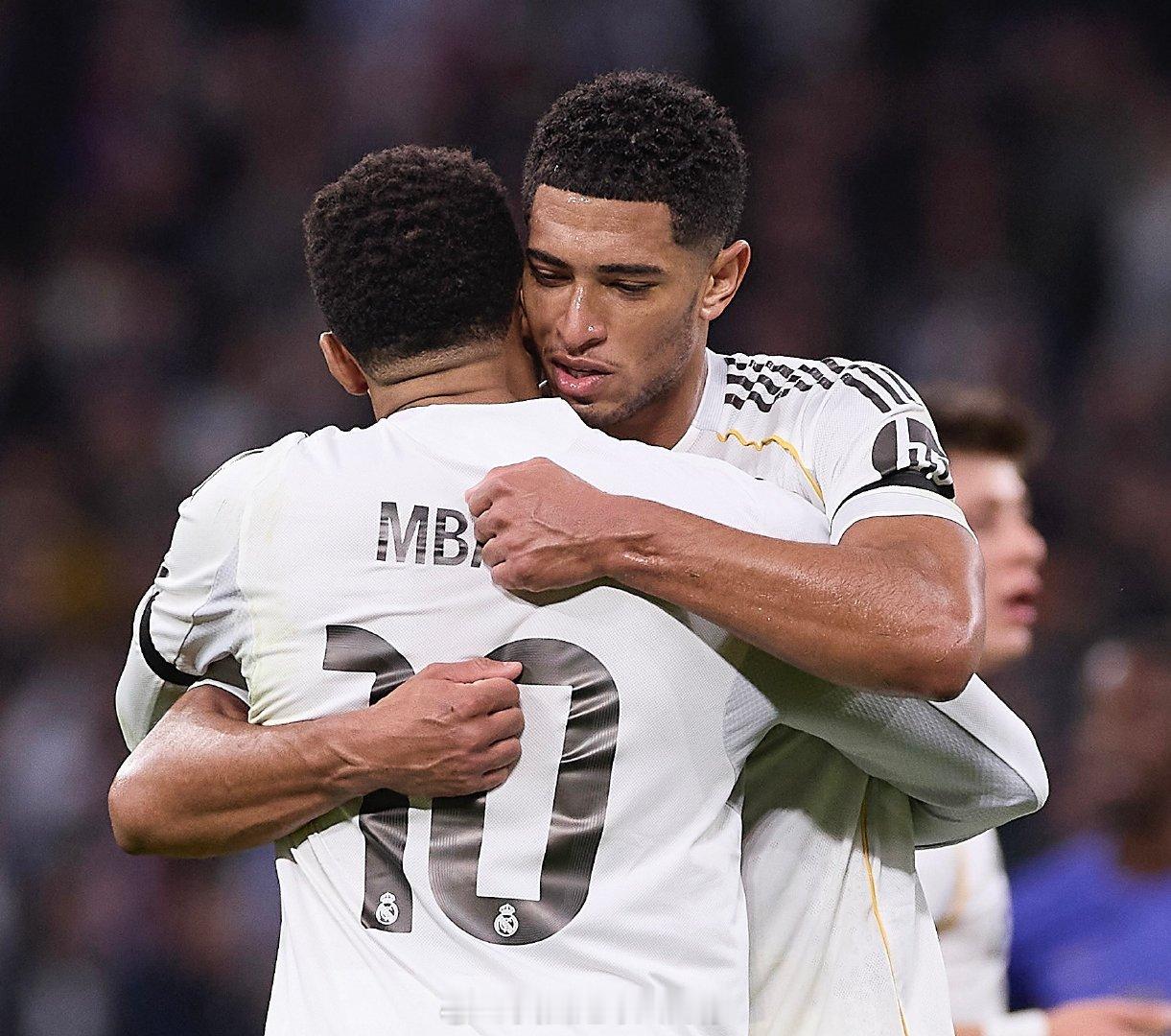 【姆巴佩贝林厄姆伤愈复出】皇马官方宣布，球队三名主力球员，姆巴佩+贝林厄姆+A费