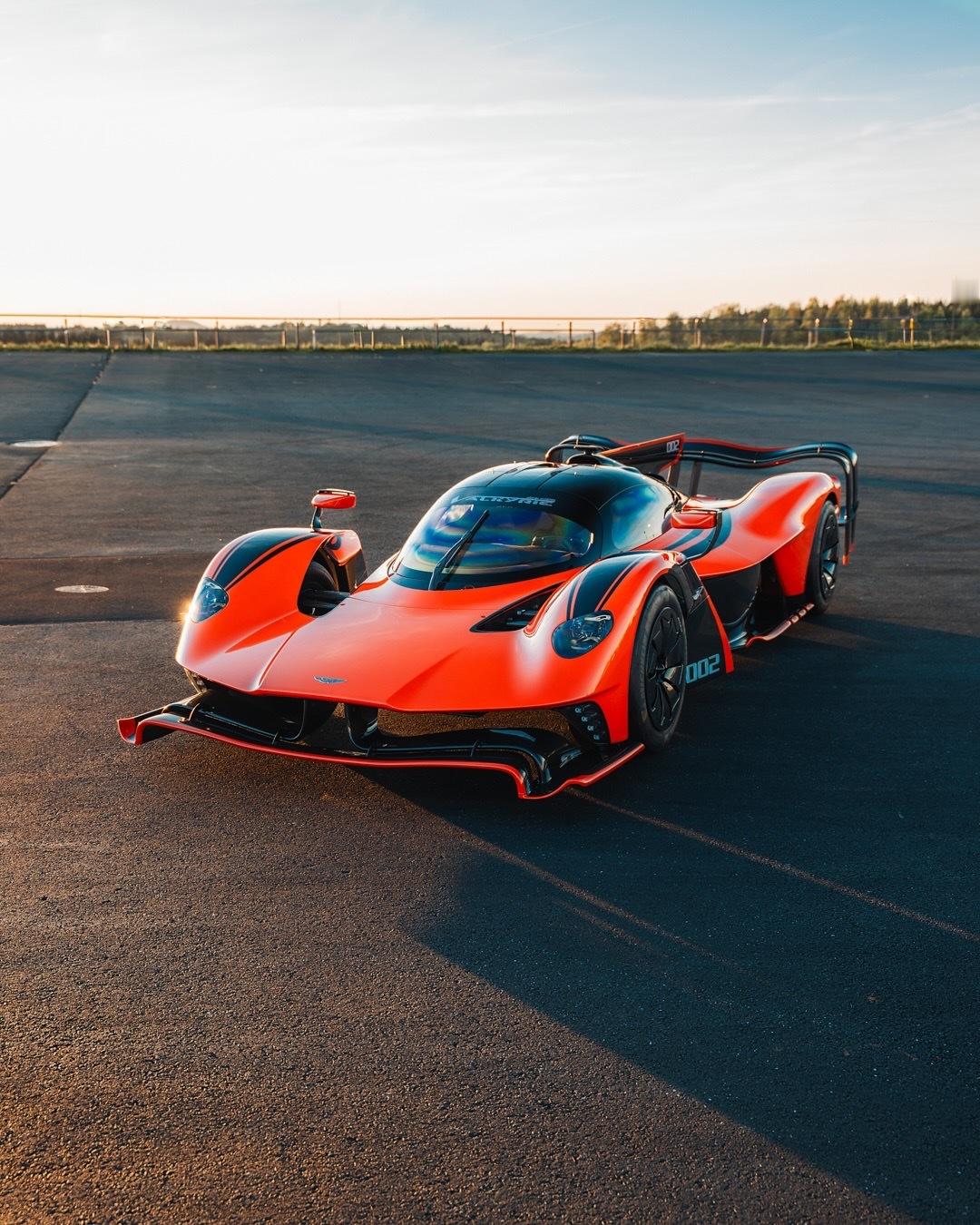 阿斯顿·马丁ValkyrieAMRPro，最初被开发为一款勒芒原型车。当阿斯