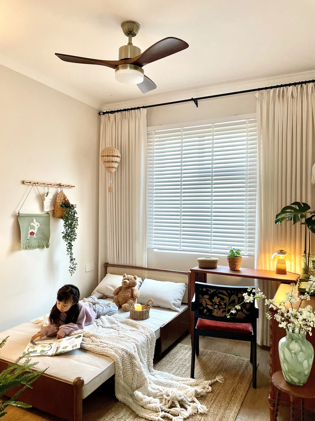 卧室太小？这样装=书房+客房 太实用啦😉