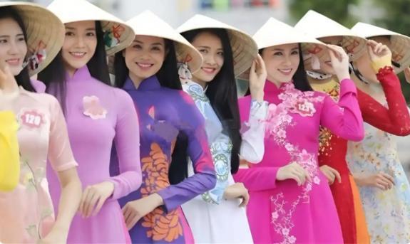 为什么老外爱去越南，去过越南的朋友都知道，越南的女孩简直是老天爷追着赏饭