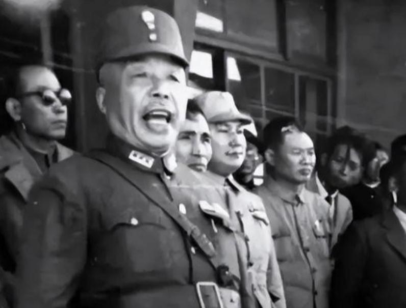 1950年，蒋介石下令处决陈仪，点名蒋鼎文监刑，出于旧情他带着酒菜送陈仪最后一程