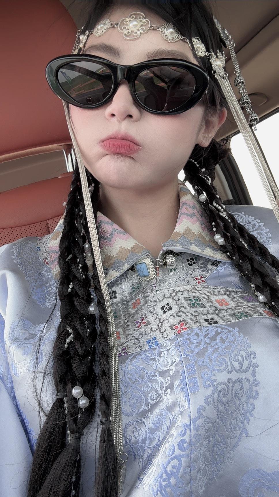 草原儿女护羊群🐑顿顿不能少[抱抱][抱抱][抱抱]​​​