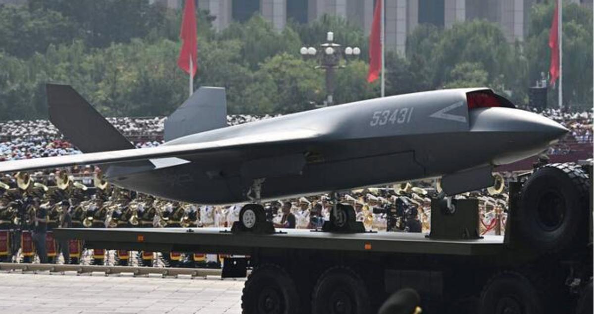【看完中国阅兵，美媒惊呼：有2架无人机，美军都未研发成功】9月3日中国阅兵令外