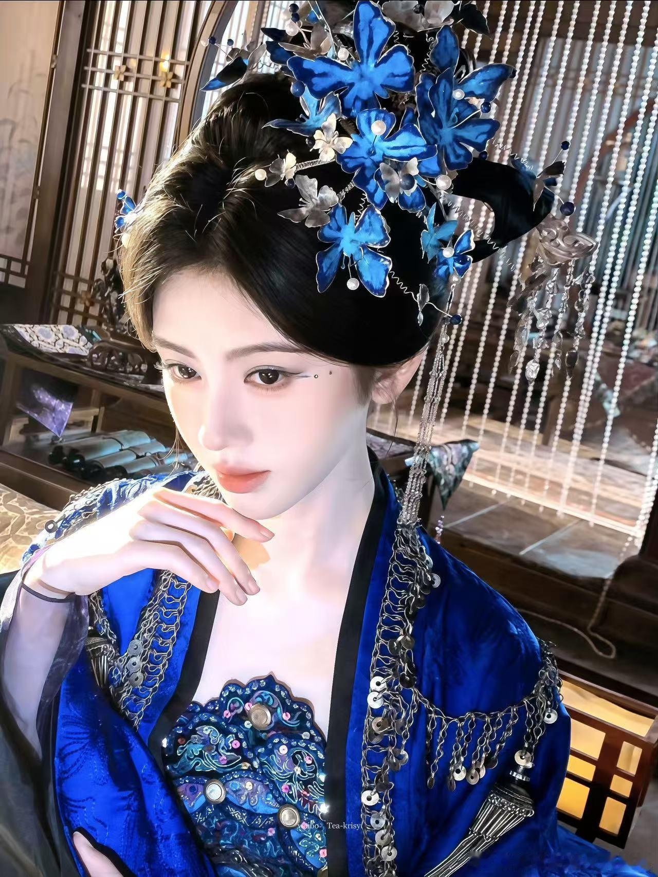 岳雨婷鞠婧祎都演苏绿夏岳雨婷之前以为撞角色会比来比去，结果俩版本苏绿夏各有各的亮