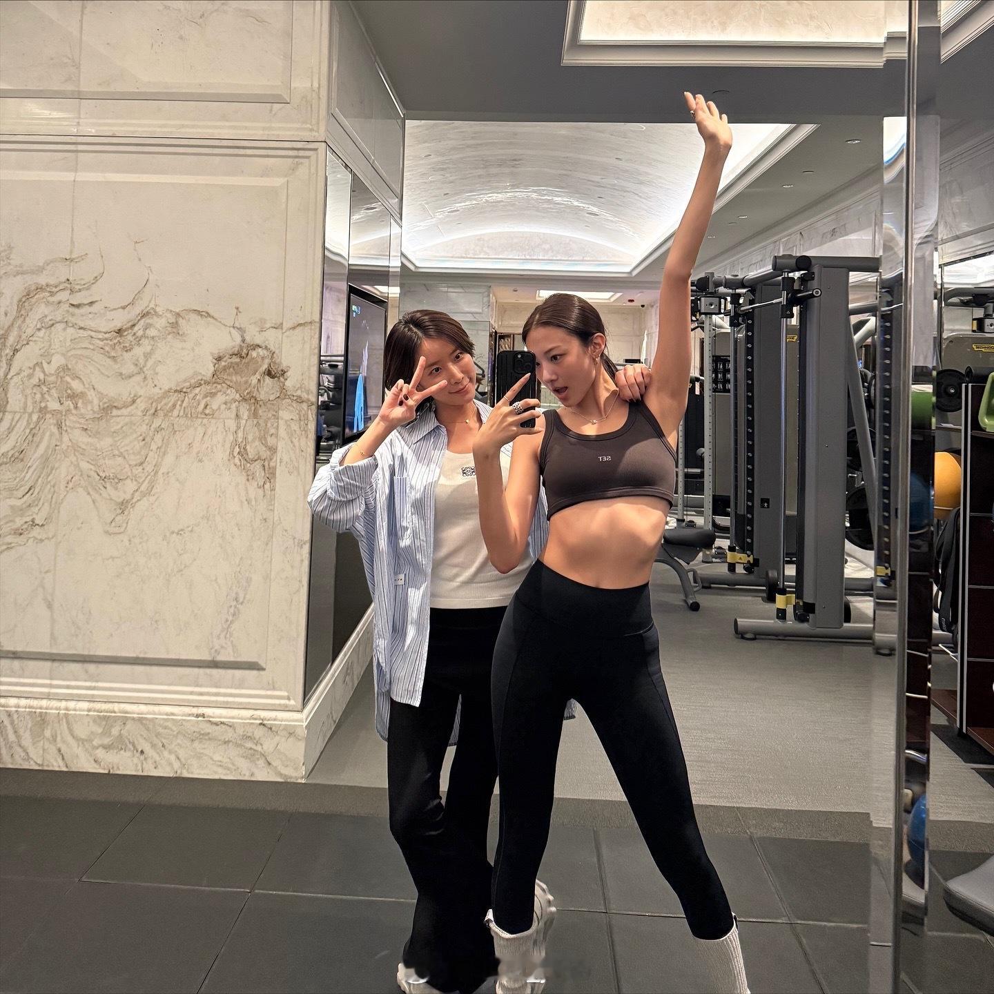 Jenniemeovvsomi健身老师分享