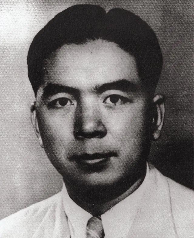 1980年，“船王”包玉刚准备捐1000万美元在北京建立国际饭店，但是他提出一个